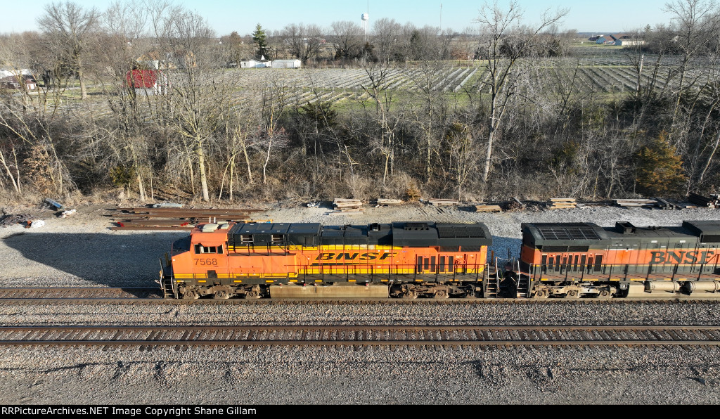 BNSF 7568